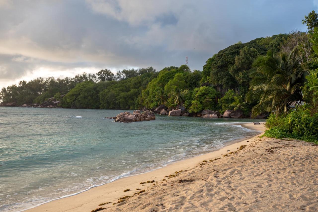 Crown Beach Hotel Seychelles Pointe Au Sel Exterior foto